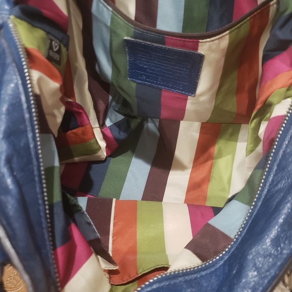 Handbag - Picture 5 of 8